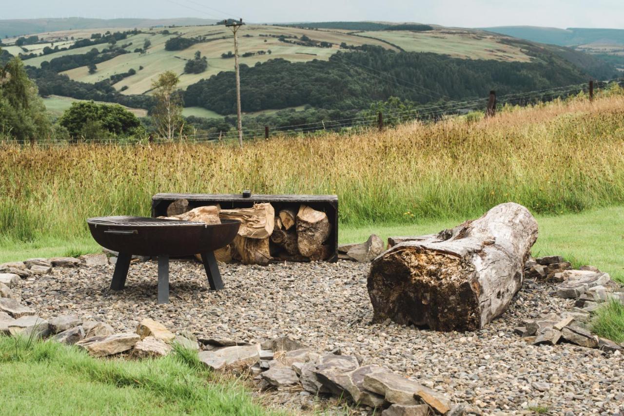 Belan Bluebell Woods Shepherds Hut Llanidloes Ngoại thất bức ảnh